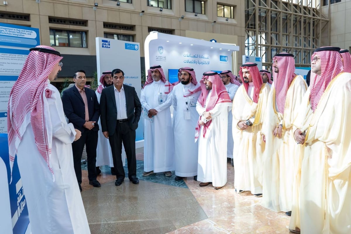 مركز التميز لأمن المعلومات يشارك في معرض التوعية بالأمن السيبراني بجامعة الملك سعود