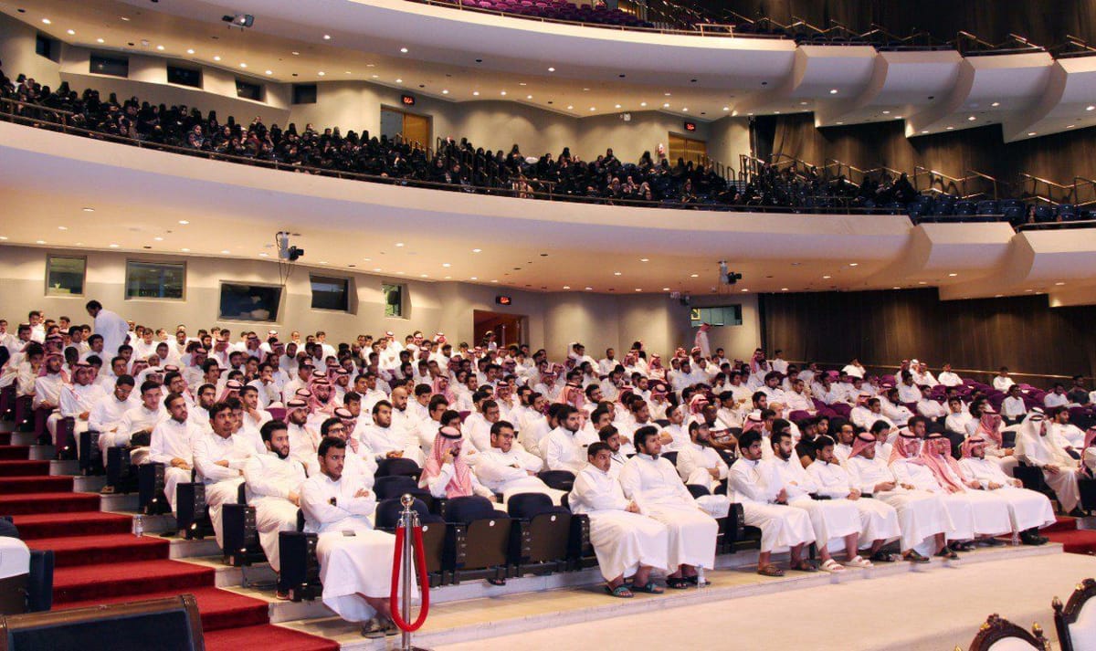 مركز التميز لأمن المعلومات يدرب طلاب مسار الأمن السيبراني في برنامج جاهز 3